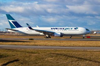 Large jetliner runway grass dirt - a field of grass and dirt free wallpaper
