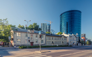 Large building blue glass tower - ultra wide angle free wallpaper for desktop