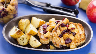 Pan food table apple fork - a glass of water free wallpaper