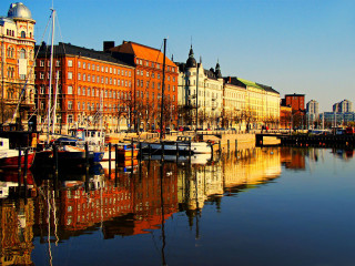 Harbor boats buildings blue sky 2 - a blue sky in the foreground free wallpaper