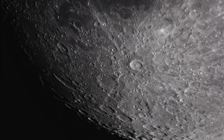 Moon bubble macro black white - moon free wallpaper for desktop