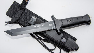 Knife black handle sheath white - a black strap free wallpaper