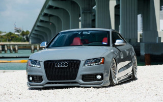 Silver car beach bridge water - a bridge in the background free wallpaper