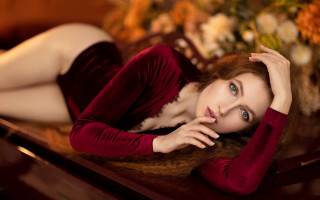 Woman red dress flowers background - anka zhuravleva free wallpaper