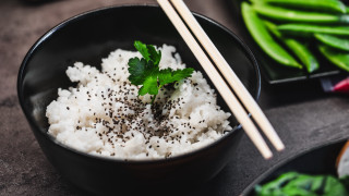 Bowl rice green onions chopsticks - byeon sangbyeok free wallpaper for desktop