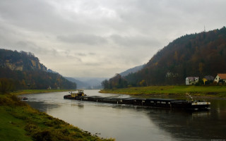 Mountain river barge ruins forest - a few house free wallpaper for desktop