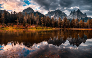 Mountain reflection lake trees clouds 6 - beautiful landscape free wallpaper