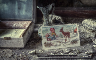 Deer boy table tools nails - vanita free wallpaper for desktop