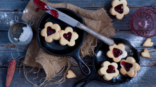 Heart cookies pan knife wine - cookie free wallpaper