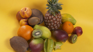 Fruit pile yellow table pineapple - food photography free wallpaper for desktop
