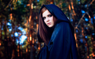 Gothic hooded woman forest blue - dirk crabeth free wallpaper