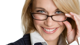 Woman smiling glasses blue eyes - glass free wallpaper for desktop