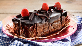 Chocolate cake raspberries decadent stilllife - a chocolate cake free wallpaper for desktop