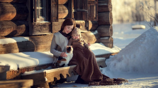 Woman child bench logcabin snow - anka zhuravleva free wallpaper