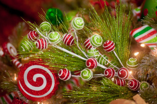 Christmas tree ornaments candy cane - ornament free wallpaper
