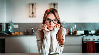 Eszter mattioni glasses coffee table - glass free wallpaper for desktop