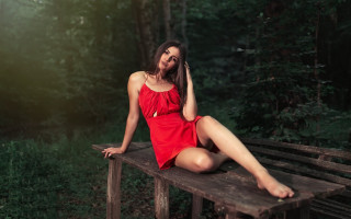Woman red dress forest sitting - fashion photography free wallpaper