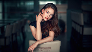 Woman sitting restaurant portrait elina - her cheek free wallpaper
