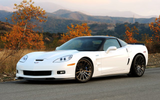 White sports car mountain road 2 - the side of the road in front free wallpaper for desktop