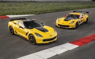 Corvette race track yellow red - a race free wallpaper