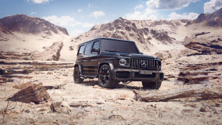Black jeep desert mountains clouds - free mountains wallpaper
