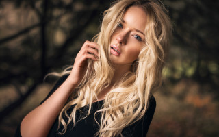 Forest blonde woman portrait bokeh - flowing hair free wallpaper for desktop