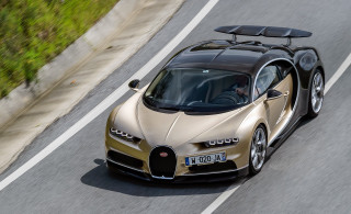 Gold bugatti surfboard panfuture digital - roof free wallpaper