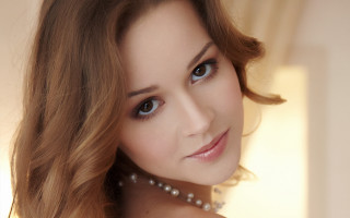 Elina karimova long hair pearl - free portrait wallpaper for desktop