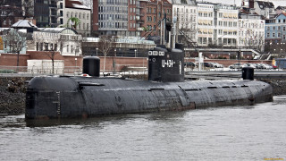 Submarine city bridge man redjacket - viennese actionism free wallpaper