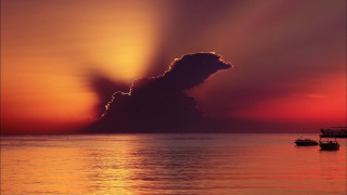 Cloud sunset ocean mountains boat - crepuscular free wallpaper