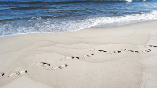 Beach love wave sand ship - free beach wallpaper for desktop