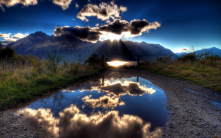 Road water clouds sunrays reflective - reflective free wallpaper