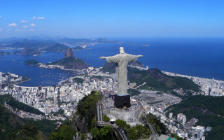 Christ overlooking rio ocean skyline - christo free wallpaper