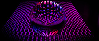 Purple holography 3D raytracing fence - a purple object free wallpaper