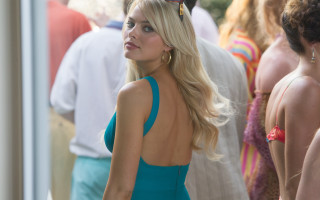 Constance anne parker blue dress - a crowd of people free wallpaper for desktop