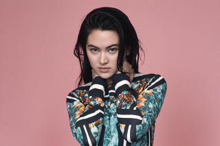 Woman hands on face pink - adrian zingg free wallpaper