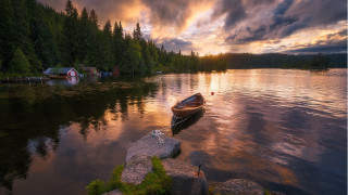 Sunset boat lake cloudy sky - lake free wallpaper