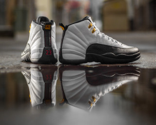 White black sneakers reflective surface - reflective free wallpaper