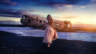 Woman beach sunset plane dress - the plane free wallpaper