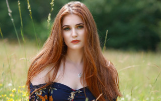 Red haired woman flowers outdoors - a field of grass free wallpaper for desktop