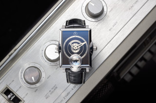 Artdeco watch blue dial black - modern art deco free wallpaper