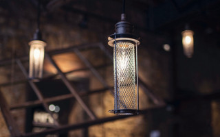 Hanging light mirror bokeh 3d - free light wallpaper for desktop