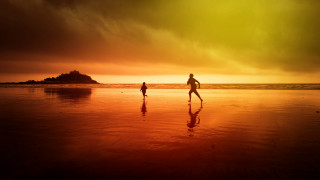 Beach couple cloudy sunset mountain - amir zand free wallpaper for desktop