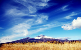 Field mountain clouds blue sky - blue sky free wallpaper for desktop