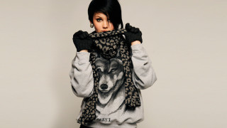 Woman scarf wolf fashion 3d - fashion free wallpaper