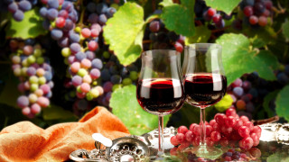 Wine glasses grapes silver tray - cao zhibai free wallpaper