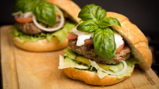 Closeup sandwiches basil onions food - cutting free wallpaper