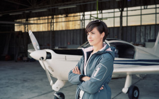 Eve rider woman plane hangar - eve ryder free wallpaper