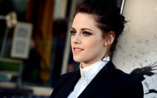 Araceli gilbert brown eyes blurry - tachisme free wallpaper