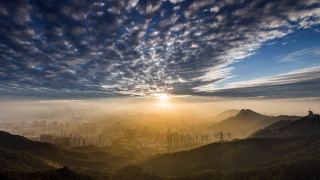 City sunset clouds beach mountains - crepuscular free wallpaper for desktop